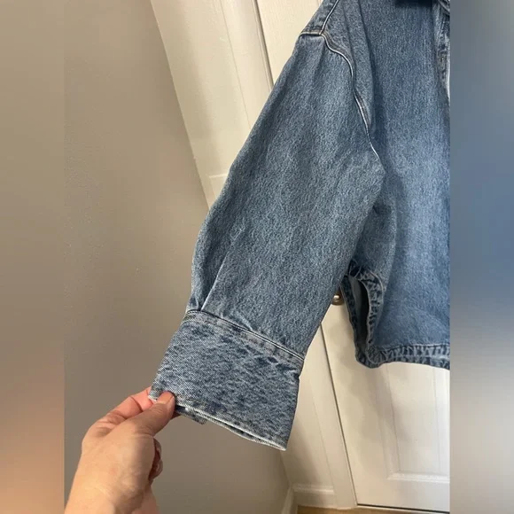 KBB KAHLANA Target Samira Medium Wash Button Down Denim Shirt Oversized M NWT - Picture 9 of 13